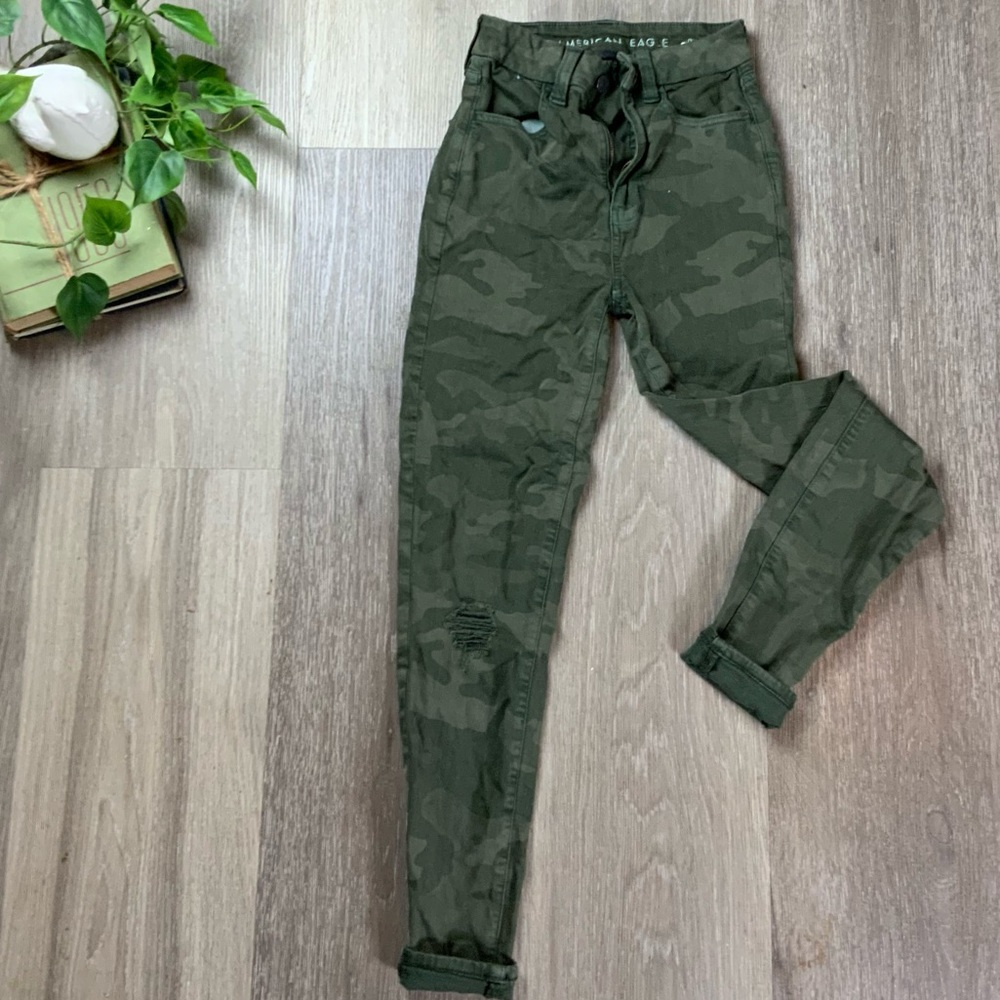 BNWOT American Eagle cameo jegging